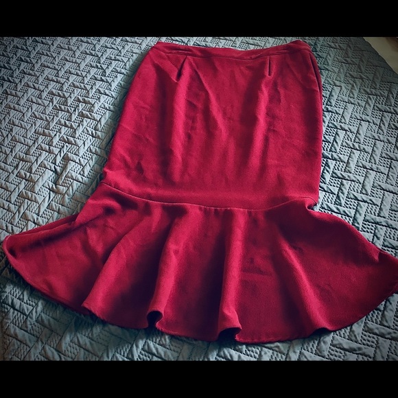 Who What Wear Dresses & Skirts - Dressy Mermaid Skirt Sz 12 in Excellent condition